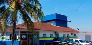 Homem é preso por suspeita de matar esposa com um pedaço de madeira no Amazonas