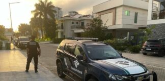 PF cumpre mandados de busca e apreensão contra empresas de coleta de lixo e limpeza pública em Manaus