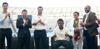 Lei Vini Jr., que combate racismo nos estádios, é sancionada no Rio