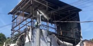 Família acorda com casa pegando fogo no bairro Cidade de Deus, em Manaus