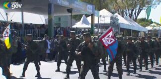 Tropas indígenas desfilam durante 7 de Setembro em Brasília