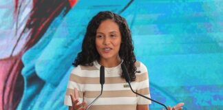 Aluna da rede estadual de ensino representa o Amazonas em lançamento de programa do MEC