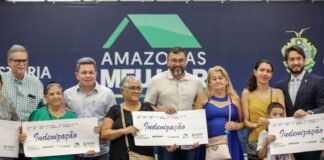 Wilson Lima paga benefícios para 264 famílias da Sharp e da Manaus 2000
