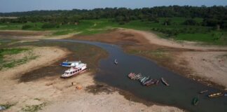 Lula assina medida provisória que destina R$ 300 milhões para pescadores vítimas da seca no Norte