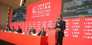 Governador do Amazonas apresenta projetos de economia e sustentabilidade para potenciais investidores chineses