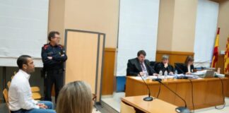 Daniel Alves é condenado a 4 anos e 6 meses por estupro na Espanha