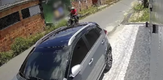 Homens armados assaltam mãe e filho no bairro de Flores em Manaus