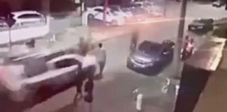 Adolescente pega carro da mãe e atropela grupo de pessoas após confusão; VEJA O VÍDEO