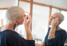 O câncer uterino é o terceiro tipo mais comum segundo o INCA; médica alerta sobre prevenção e sintomas