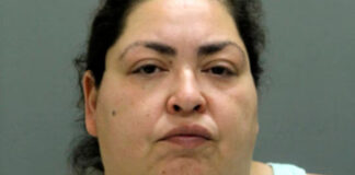 Mulher é condenada a prisão após rasgar e tirar bebê da barriga de jovem