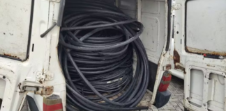 Mais de uma tonelada de fios furtados são apreendidos e três pessoas presas em Fortaleza