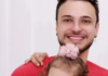 Influencer é acusado de desviar doações e debochar de filha com deficiência