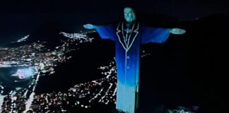 Cristo Redentor é iluminado com paletó e microfone em homenagem a Silvio Santos