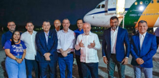 Presidente Lula chega a Manaus para anunciar medidas de combate à seca