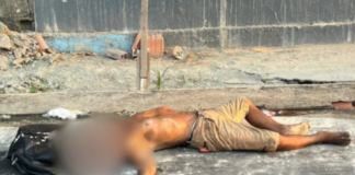 Homem que dormia embaixo de ônibus morre após ter a cabeça esmagada em Manaus