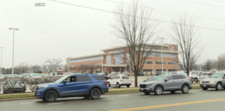 Ataque a tiros em escola de Wisconsin deixa cinco mortos, diz polícia