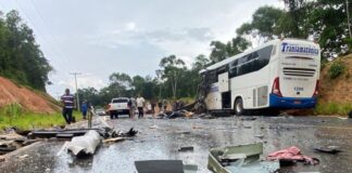 Tragédia na rodovia! Grave acidente na AM-010 deixa mortos e feridos; veja o vídeo