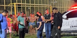 Jovem é executado com 10 tiros em campo de futebol em Manaus