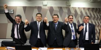 Relatório da Reforma Tributária é aprovado com garantias à Zona Franca