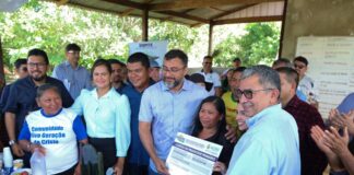 Governador Wilson Lima entrega três ramais pavimentados, beneficiando 800 famílias em Iranduba