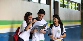 Matrículas 2025: mais de 43 mil transferências de alunos da rede pública são realizadas até 14h desta segunda-feira