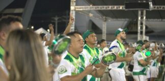 Escolas do Grupo Especial realizaram última noite de ensaios técnicos no Sambódromo