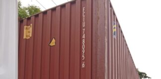 Detran-AM: Fiscalização flagra jovem de 17 anos conduzindo caminhão trator sem CNH