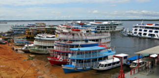 Governo do AM vai selecionar barcos que poderão transportar passageiros