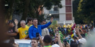 Bolsonaro faz menor ato na Paulista desde que deixou a presidência, diz levantamento