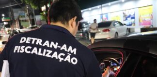Detran-AM: Durante fiscalização, condutores são presos por adulteração de placa e desacato