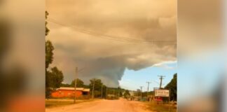 Fumaça de queimadas ilegais encobre cidade de Apuí e deve atingir Manaus