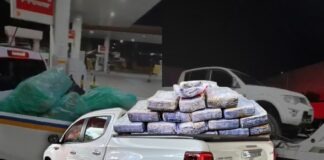 ‘Picape do tráfico’: Homem é preso com meia tonelada de skunk após furar blitz em Manaus