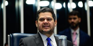 ‘Nem com 81 assinaturas eu pauto impeachment de Moraes’, diz Alcolumbre