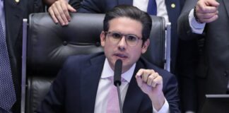 Motta diz que há limites para protestos e que o respeito à Mesa é inegociável