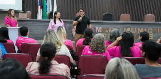CMM realiza palestra de conscientização em alusão ao ‘Outubro Rosa’