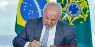 Lula sanciona lei que amplia pena por venda de álcool a menores