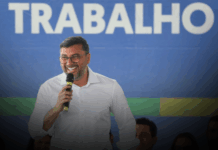 Governador Wilson Lima apresenta novos serviços do Detran-AM e realiza entrega a motofretistas