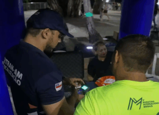 Detran-AM promove ações de conscientização na Ponta Negra