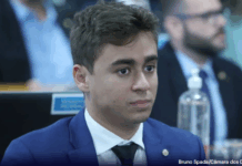 Moraes dá 24h para defesa de Bolsonaro explicar celular usado por Nikolas durante visita