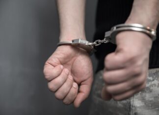 Padrasto é preso suspeito de estuprar enteada de 11 anos em Manaus