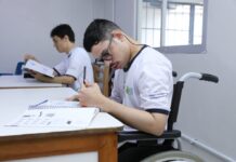 Rede estadual do Amazonas garante prioridade legal para estudantes PCDs até 13 de janeiro