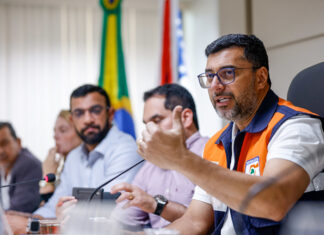 Cheia no Amazonas: Wilson Lima alinha ações de prevenção e pronta-resposta