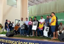 Detran-AM contempla motofretistas dos municípios de Boca do Acre e Pauini com kits de segurança