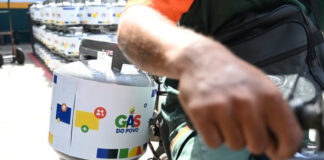 AM tem 226 mil novas famílias beneficiadas pelo Gás do Povo em março