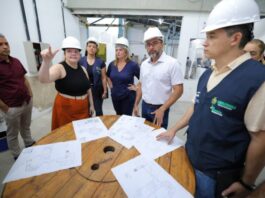 Wilson Lima vistoria obras da 1ª Escola de Saúde Pública do AM