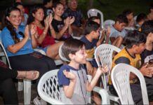 Cine Igarapé emociona comunidade com filmes produzidos por alunos e reforça o cinema como ferramenta de educação ambiental